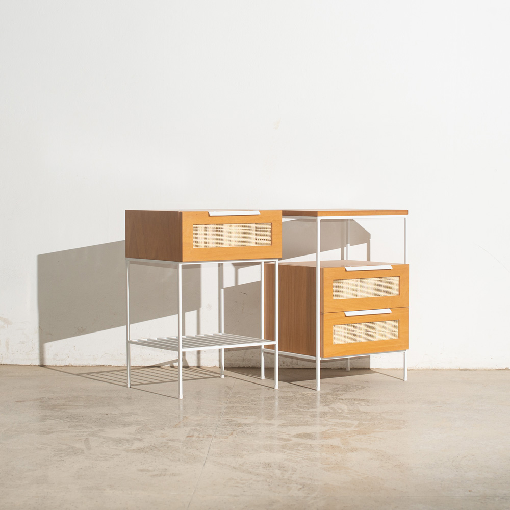 Mesa de Cabeceira Laranjeiras